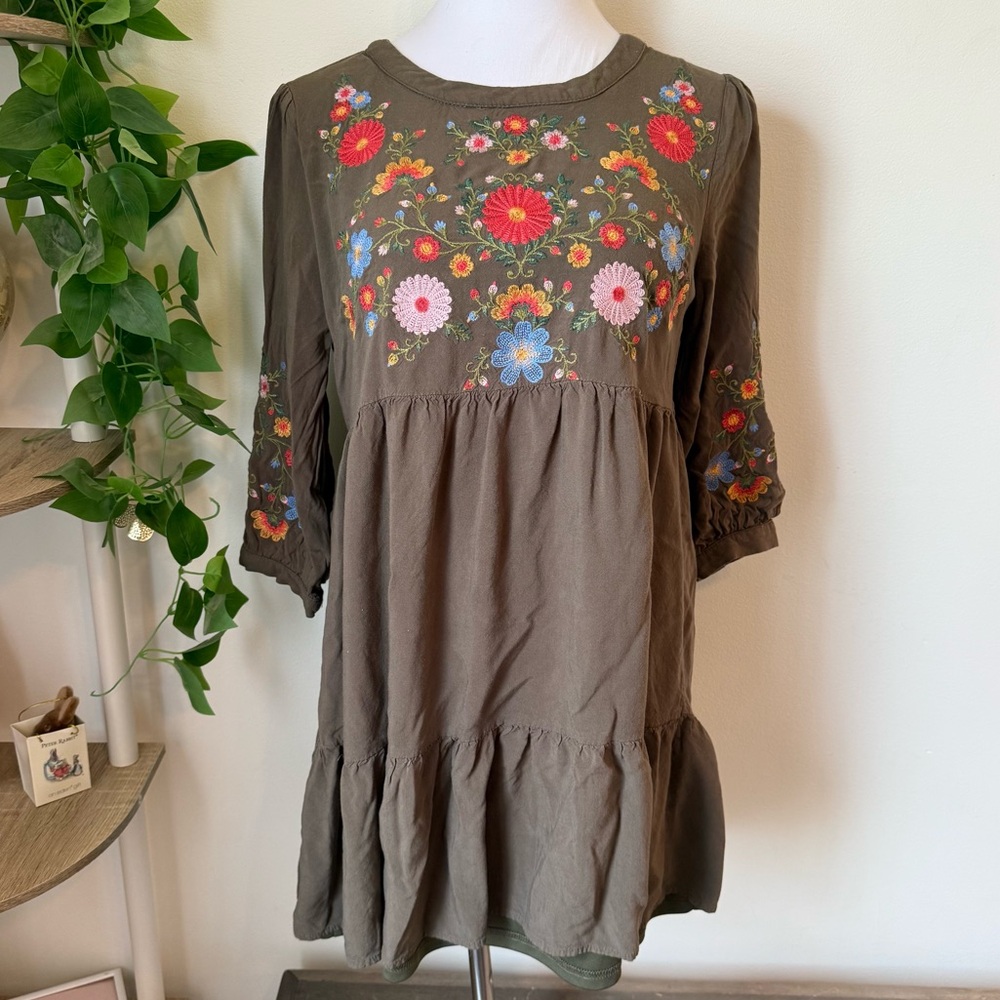 Boho Embroidered Dress - Picture 2 of 5